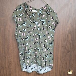 Mandee Size XL Olive Green Butterfly V-Neck Blouse